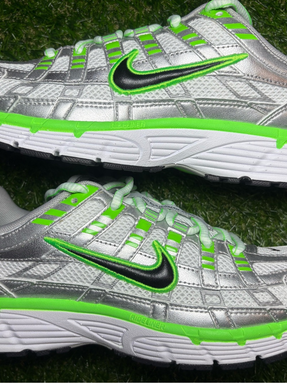 Nike Silver and Neon Green Athletic Running Shoes men’s 8, women’s 9.5